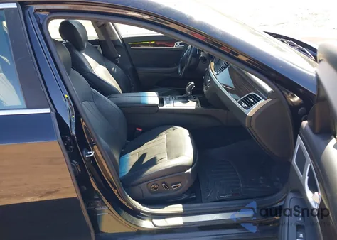 2015 Hyundai Genesis 3.8 z USA, uszkodzony, nr VIN KMHGN4JE5FU064906